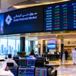 UAE Stock Markets Fall as Weak Earnings and Regional Tensions Worry Investors